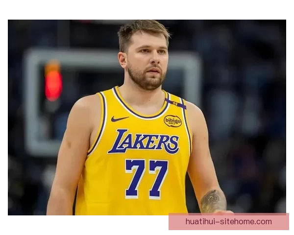 又创辉煌 东契奇生涯总得分突破15000分位列历史第三年轻